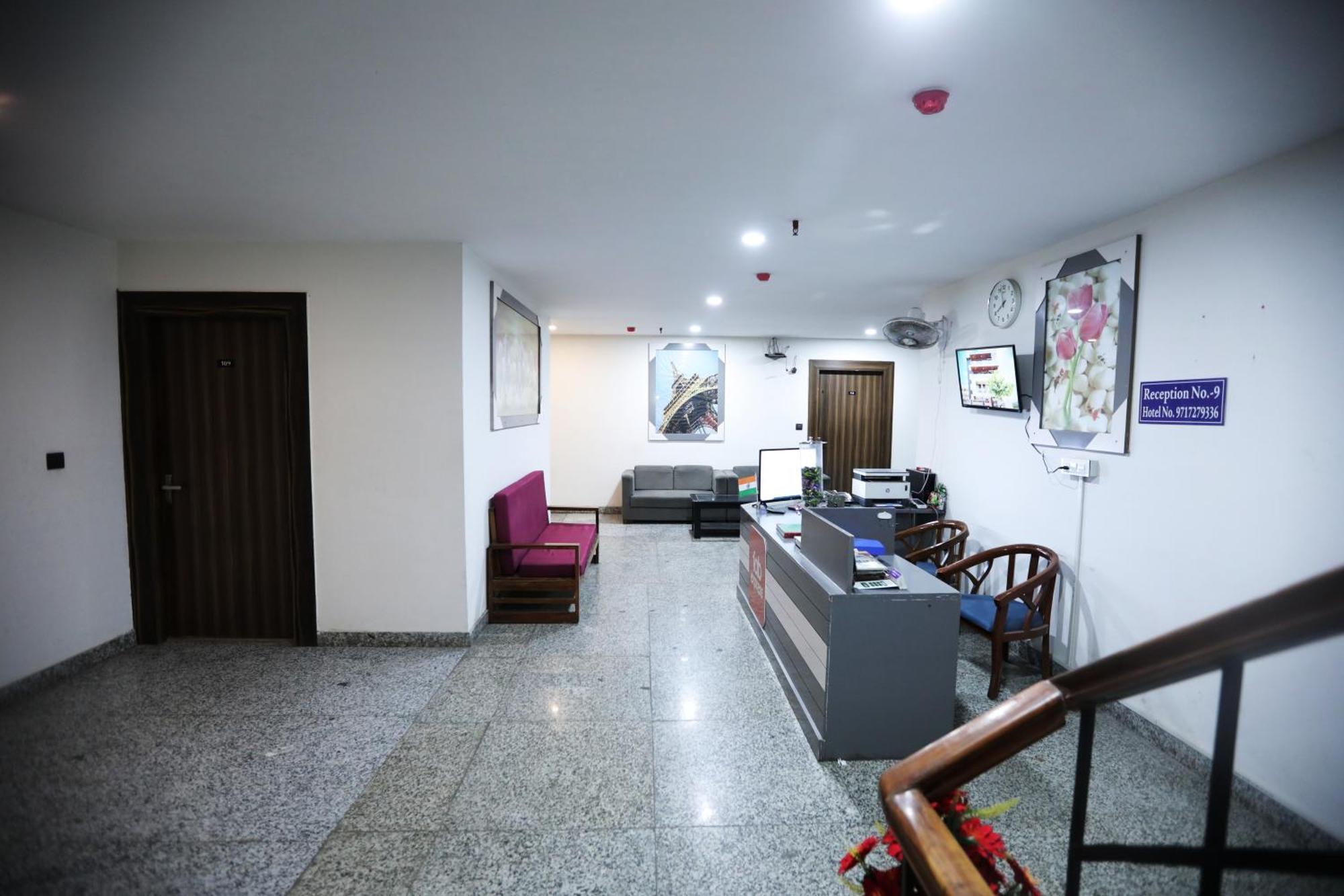 Hotel Noida Grand Sec 58 Eksteriør bilde