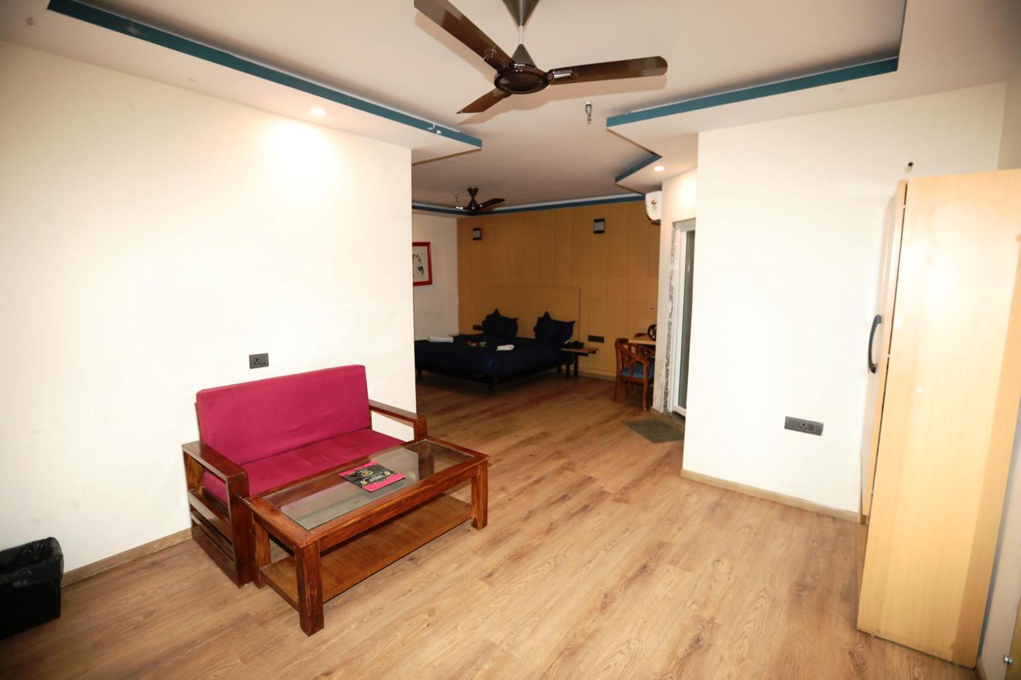 Hotel Noida Grand Sec 58 Eksteriør bilde