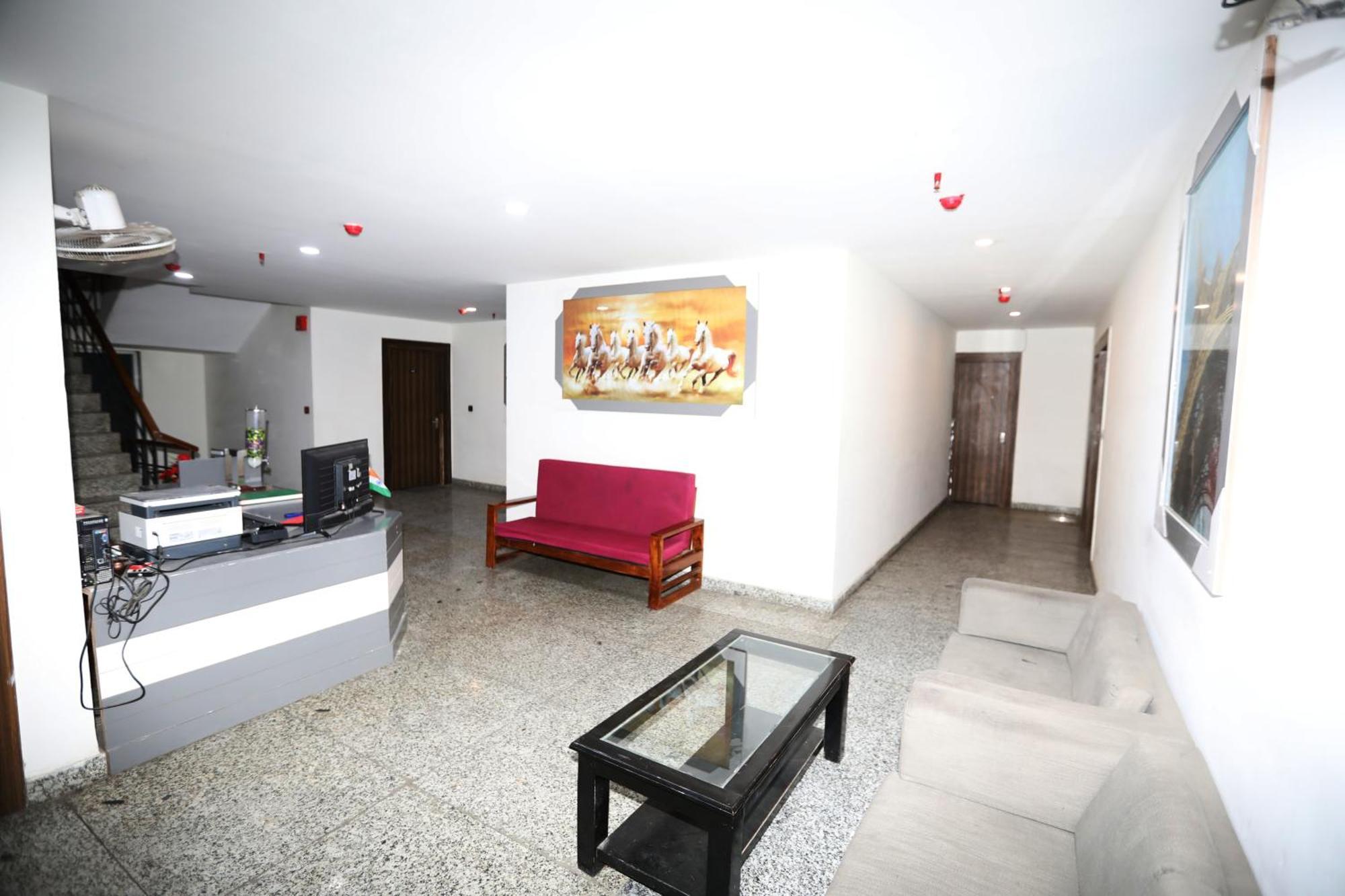 Hotel Noida Grand Sec 58 Eksteriør bilde