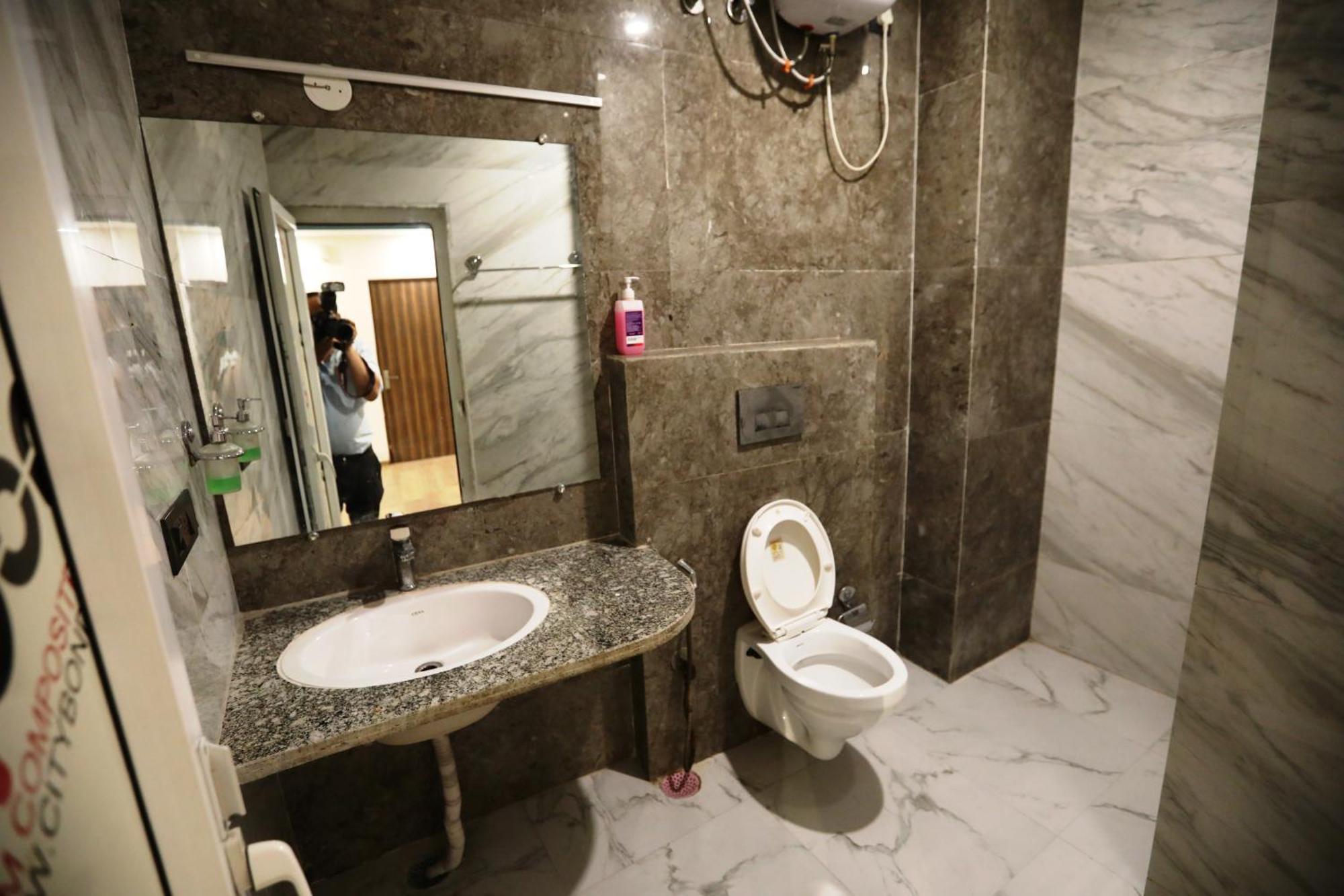 Hotel Noida Grand Sec 58 Eksteriør bilde